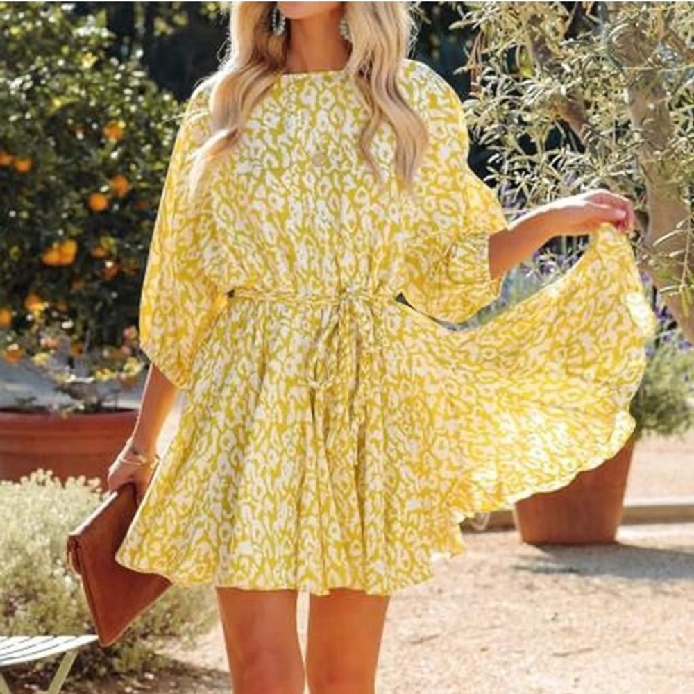 Aakaa Blooming Darlin' Printed Mini Dress Size M Waistband Rope braided belt